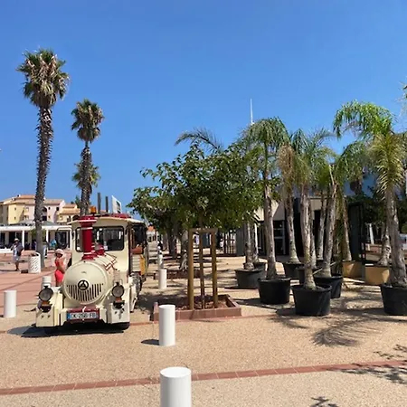 Port : Mezzanine Climatise Avec Parking Prive, 4 Personnes - Fr-1-798-51 Lejlighed *